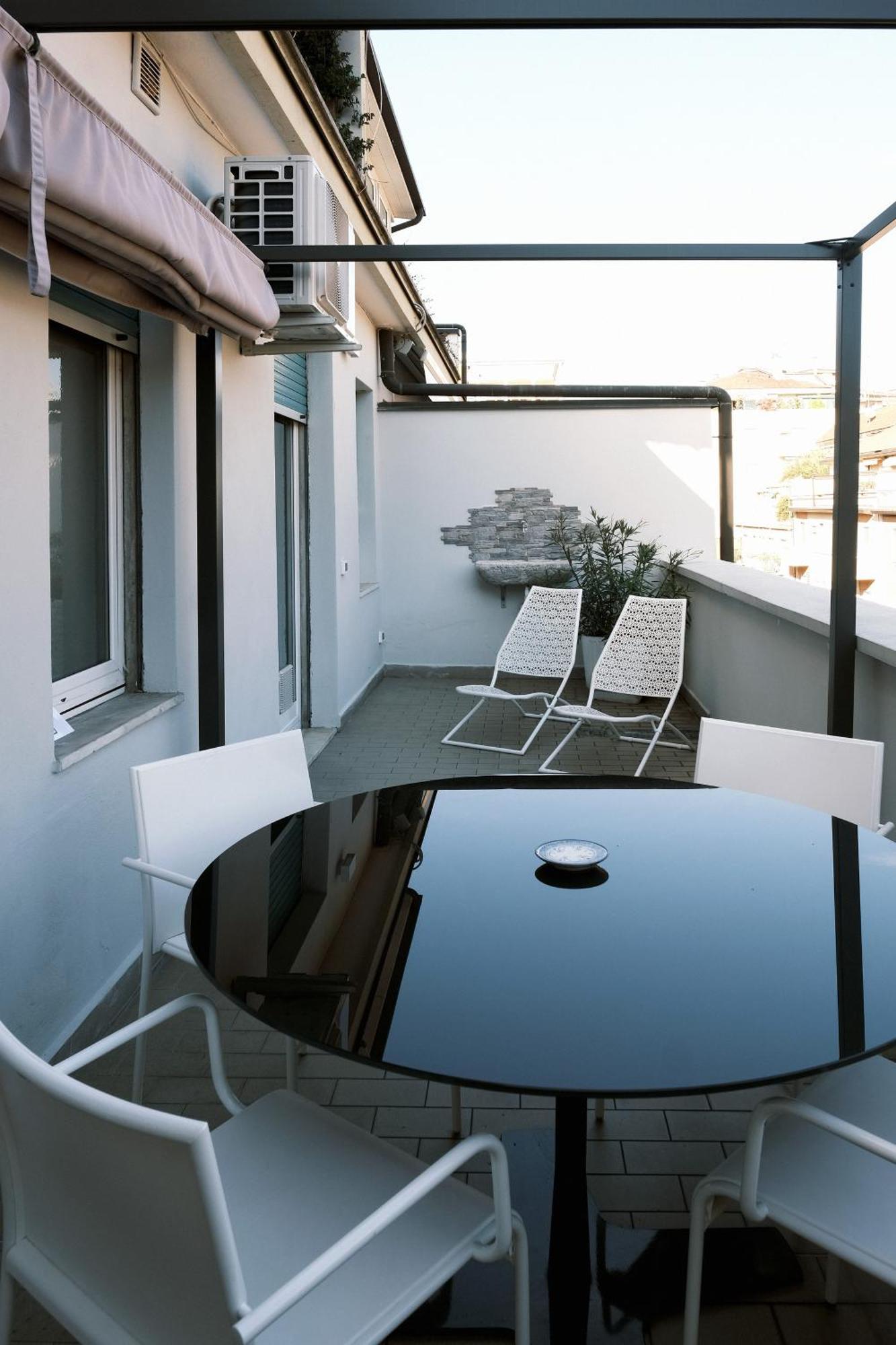 Comecasa Citta Studi Terraced Apartment Milan Exterior photo